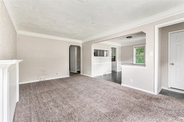 18093 Mendota Street, Detroit, MI 48221