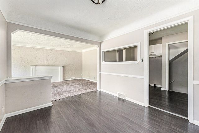 18093 Mendota Street, Detroit, MI 48221