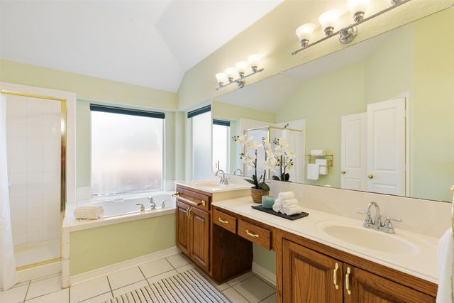 2219 Pecan Grove Court, Dallas, TX 75228