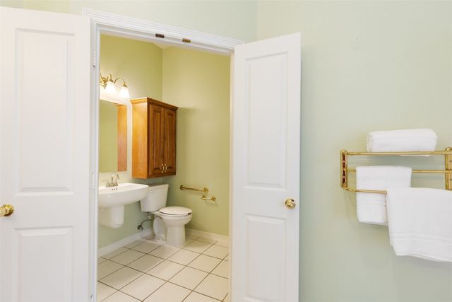 2219 Pecan Grove Court, Dallas, TX 75228