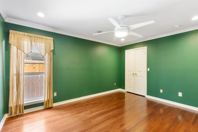 2219 Pecan Grove Court, Dallas, TX 75228