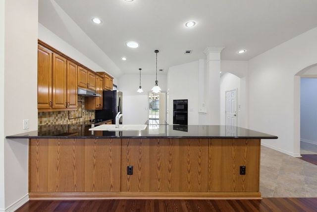 2219 Pecan Grove Court, Dallas, TX 75228