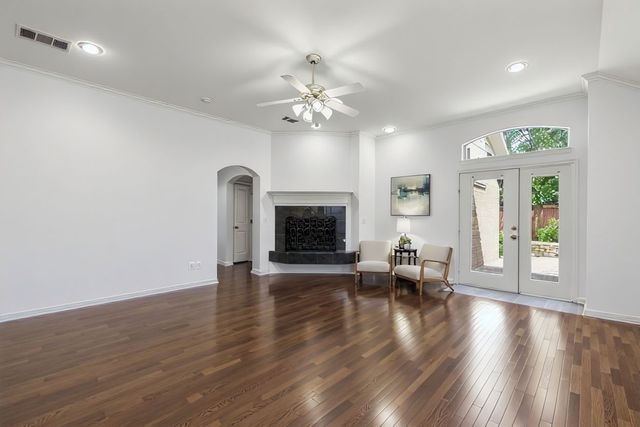 2219 Pecan Grove Court, Dallas, TX 75228