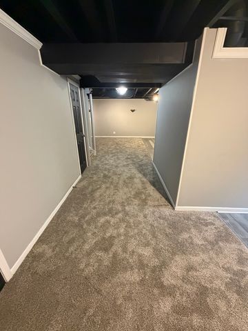 658 N Silver Leaf Lane, Round Lake, IL 60073