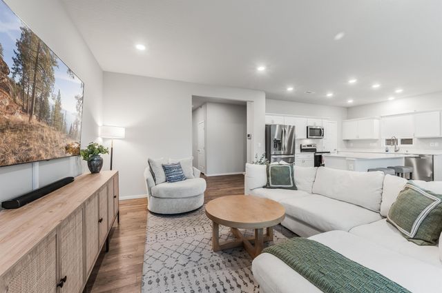 20633 E Meadow Spring Loop, Liberty Lake, WA 99019