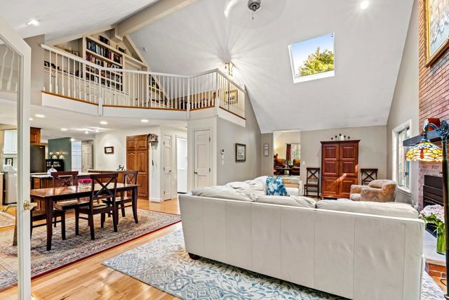 1 Breckenridge Road, North Andover, MA 01845