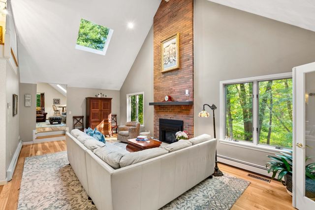 1 Breckenridge Road, North Andover, MA 01845