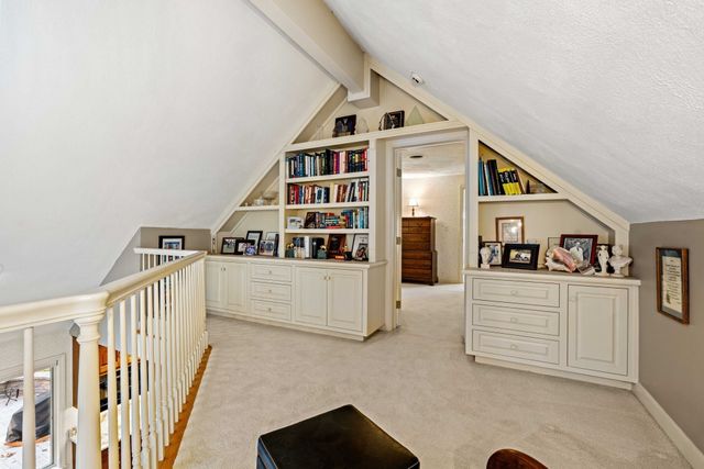1 Breckenridge Road, North Andover, MA 01845