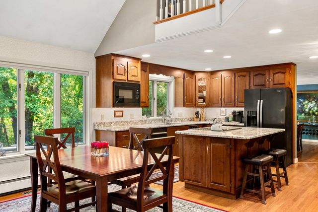 1 Breckenridge Road, North Andover, MA 01845
