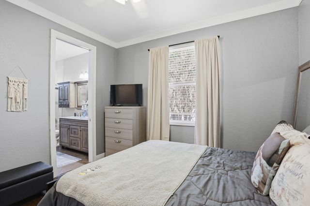 19360 Skyridge Circle, Boca Raton, FL 33498