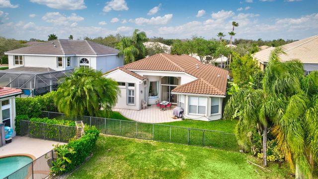 19360 Skyridge Circle, Boca Raton, FL 33498