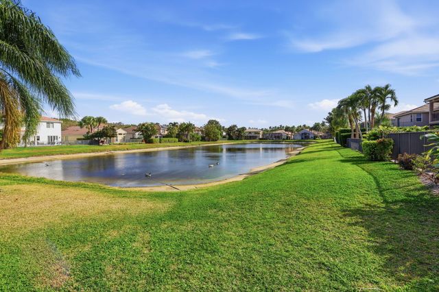 19360 Skyridge Circle, Boca Raton, FL 33498