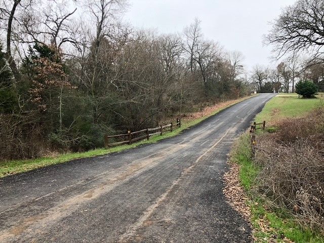 128 Lincoln Drive, Streetman, TX 75859