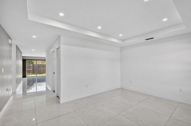 4944 Mcconnell Street, Lake Worth, FL 33463