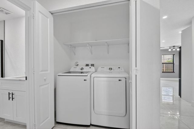 4944 Mcconnell Street, Lake Worth, FL 33463