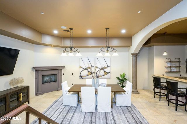 8214 E KAEL Street, Mesa, AZ 85207