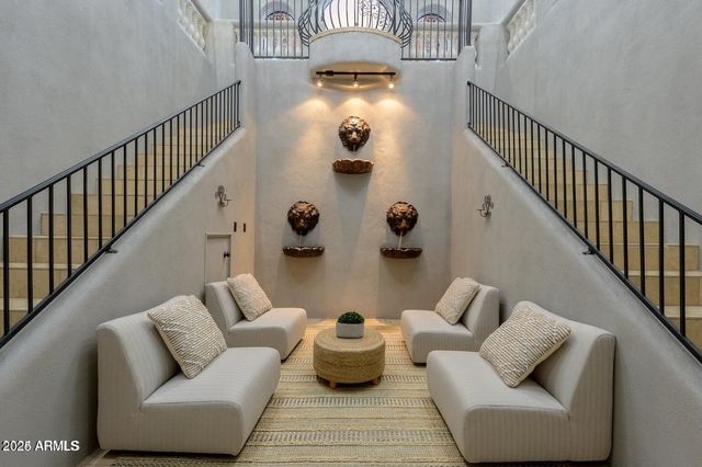 8214 E KAEL Street, Mesa, AZ 85207