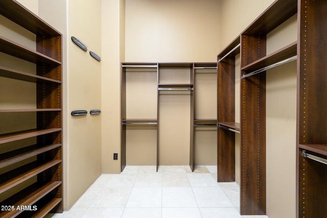 8214 E KAEL Street, Mesa, AZ 85207