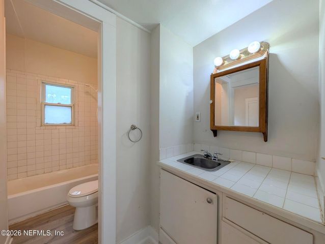2022 DELLWOOD Avenue 1-5, Jacksonville, FL 32204