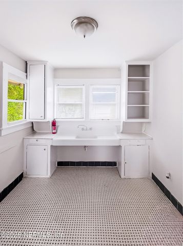 2022 DELLWOOD Avenue 1-5, Jacksonville, FL 32204