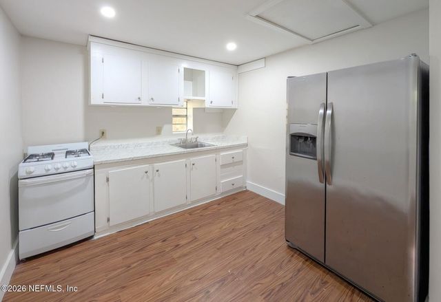 2022 DELLWOOD Avenue 1-5, Jacksonville, FL 32204