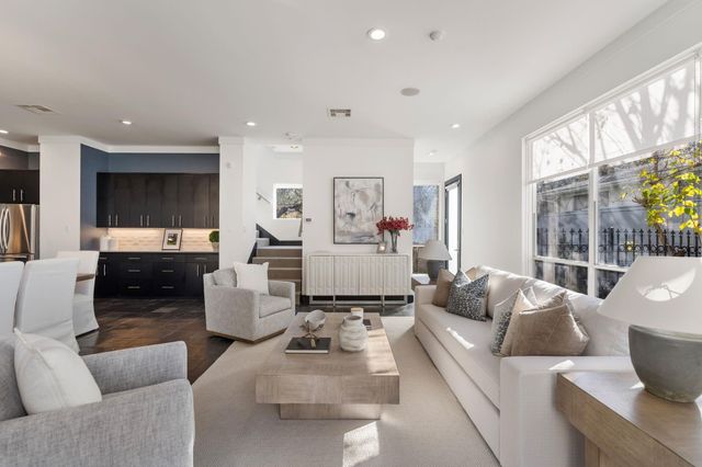 162 Vieux Carre Drive, Houston, TX 77009