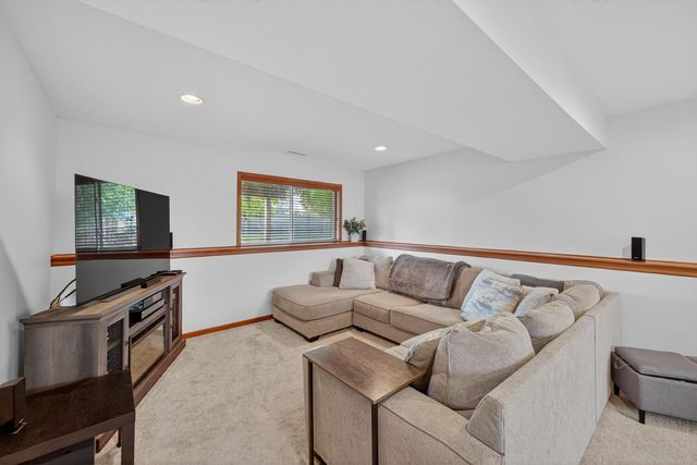 5307 54th Avenue NW, Rochester, MN 55901