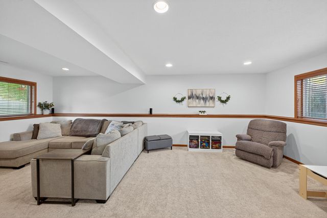 5307 54th Avenue NW, Rochester, MN 55901