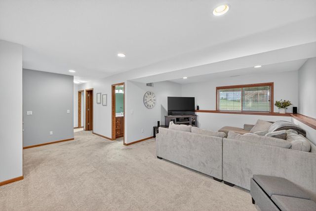 5307 54th Avenue NW, Rochester, MN 55901