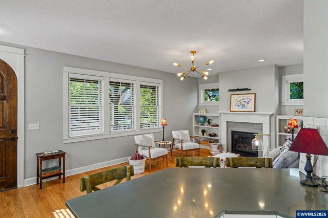 1760 Gwinn St E, Monmouth, OR 97361