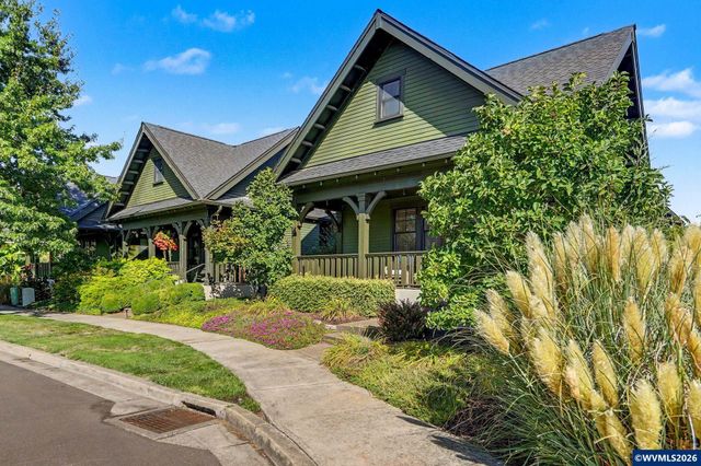 1760 Gwinn St E, Monmouth, OR 97361