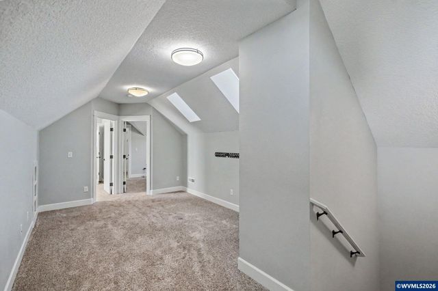 1760 Gwinn St E, Monmouth, OR 97361
