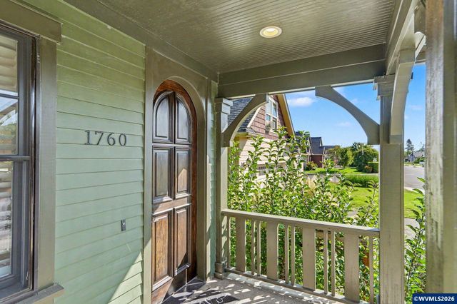 1760 Gwinn St E, Monmouth, OR 97361