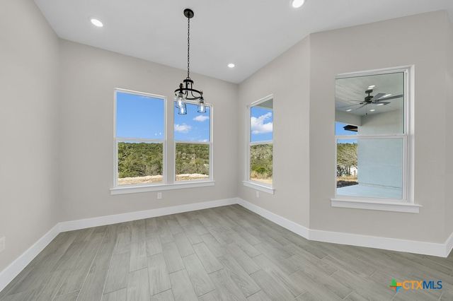 257 Private Road 2774, Mico, TX 78056