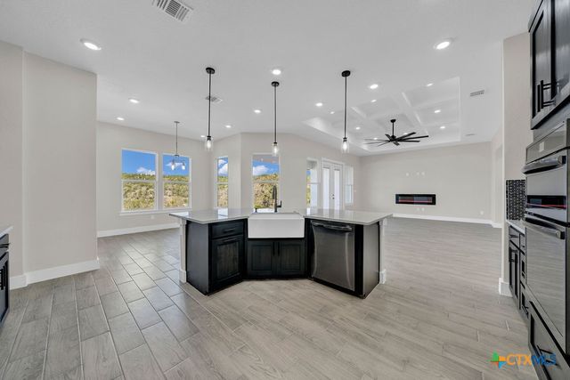 257 Private Road 2774, Mico, TX 78056