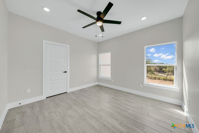 257 Private Road 2774, Mico, TX 78056