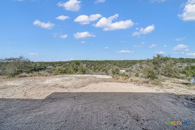 257 Private Road 2774, Mico, TX 78056