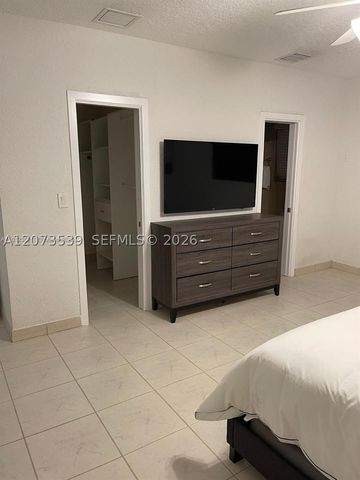 612 Hibiscus Dr, Hallandale Beach, FL 33009