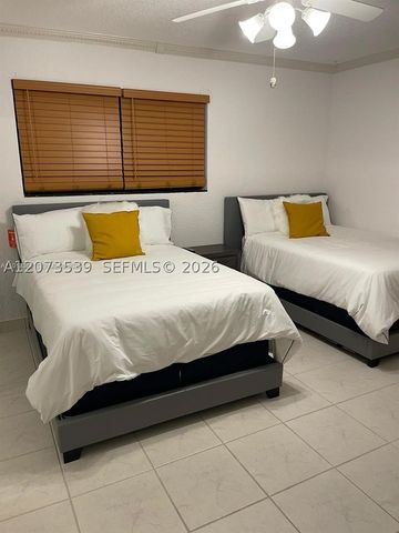 612 Hibiscus Dr, Hallandale Beach, FL 33009