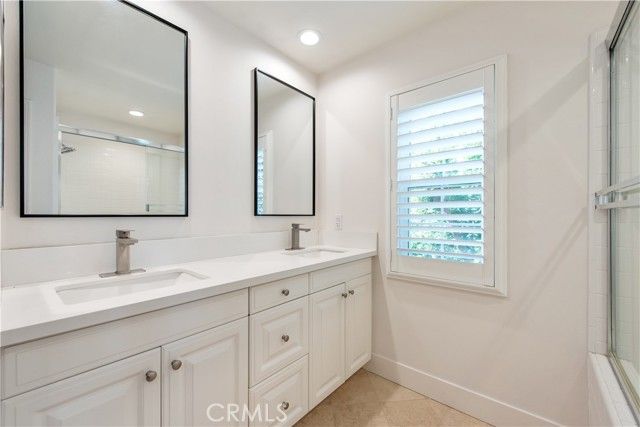 12 Arborside, Irvine, CA 92603