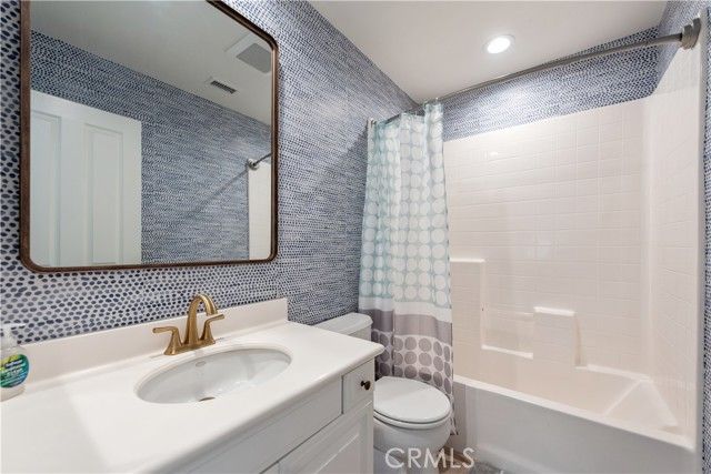 12 Arborside, Irvine, CA 92603