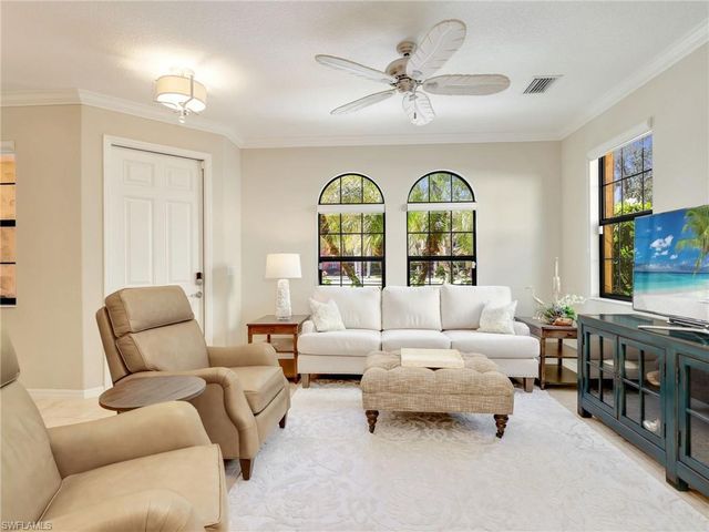 9071 ALBION LN N # 5701, Naples, FL 34113