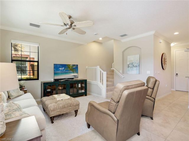 9071 ALBION LN N # 5701, Naples, FL 34113