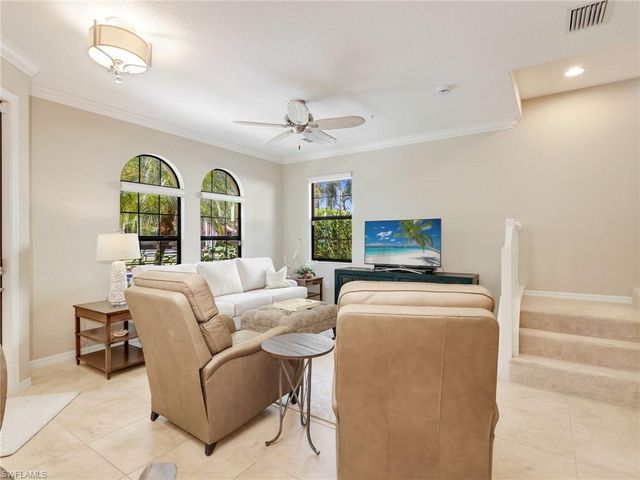 9071 ALBION LN N # 5701, Naples, FL 34113
