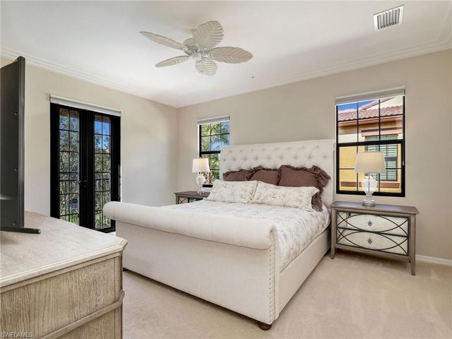 9071 ALBION LN N # 5701, Naples, FL 34113