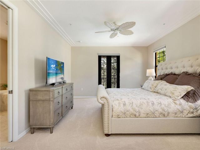 9071 ALBION LN N # 5701, Naples, FL 34113