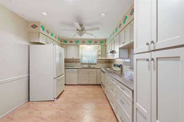 3251 MCMATH DRIVE, Palm Harbor, FL 34684