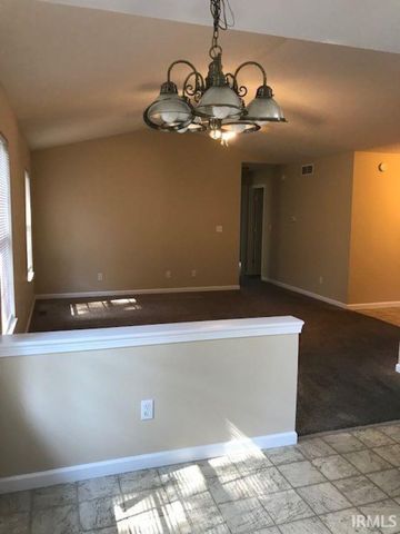 601 W Cherokee Drive, Bloomington, IN 47403