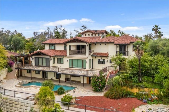 204 Saint Catherine, Redlands, CA 92374
