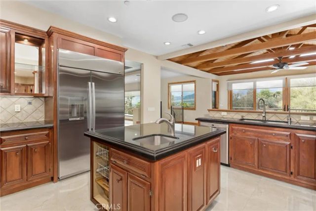 204 Saint Catherine, Redlands, CA 92374